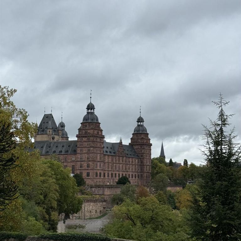 ASCHBURG-025